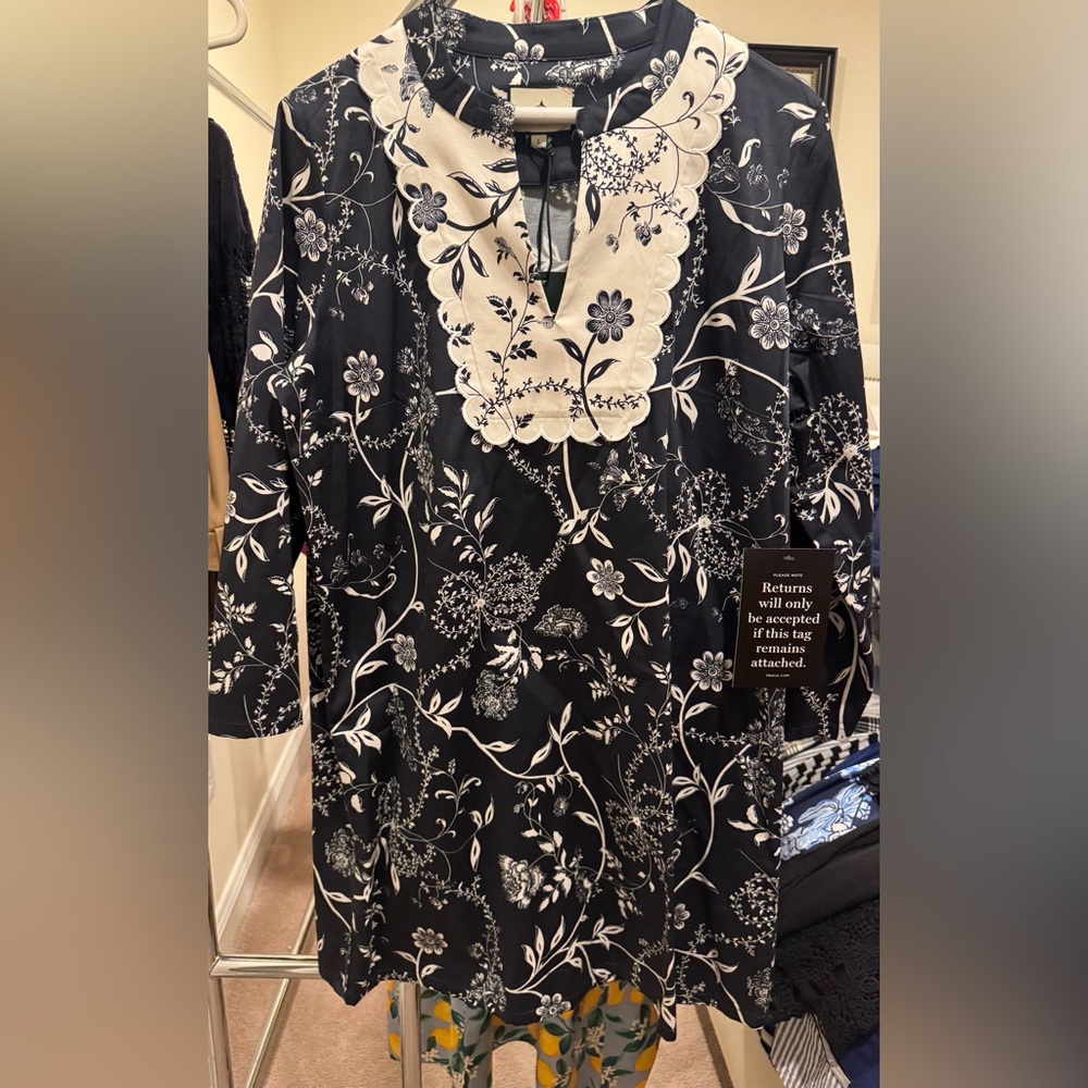 Tuckernuck navy and White Floral Dress